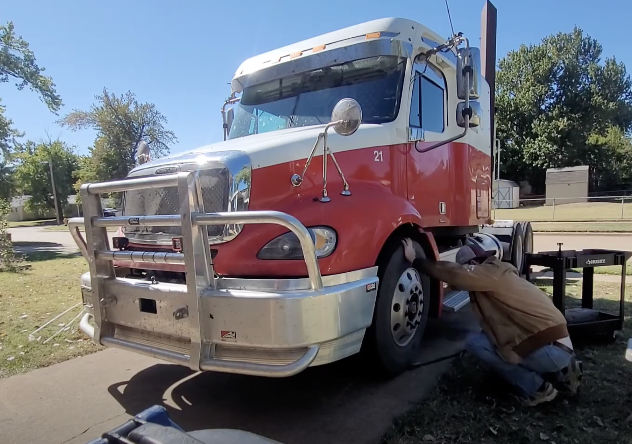 this image shows on-site truck repair in American Canyon, CA